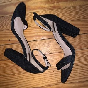 Forever 21 Peep Toe Chunky Heels...Sz: 8